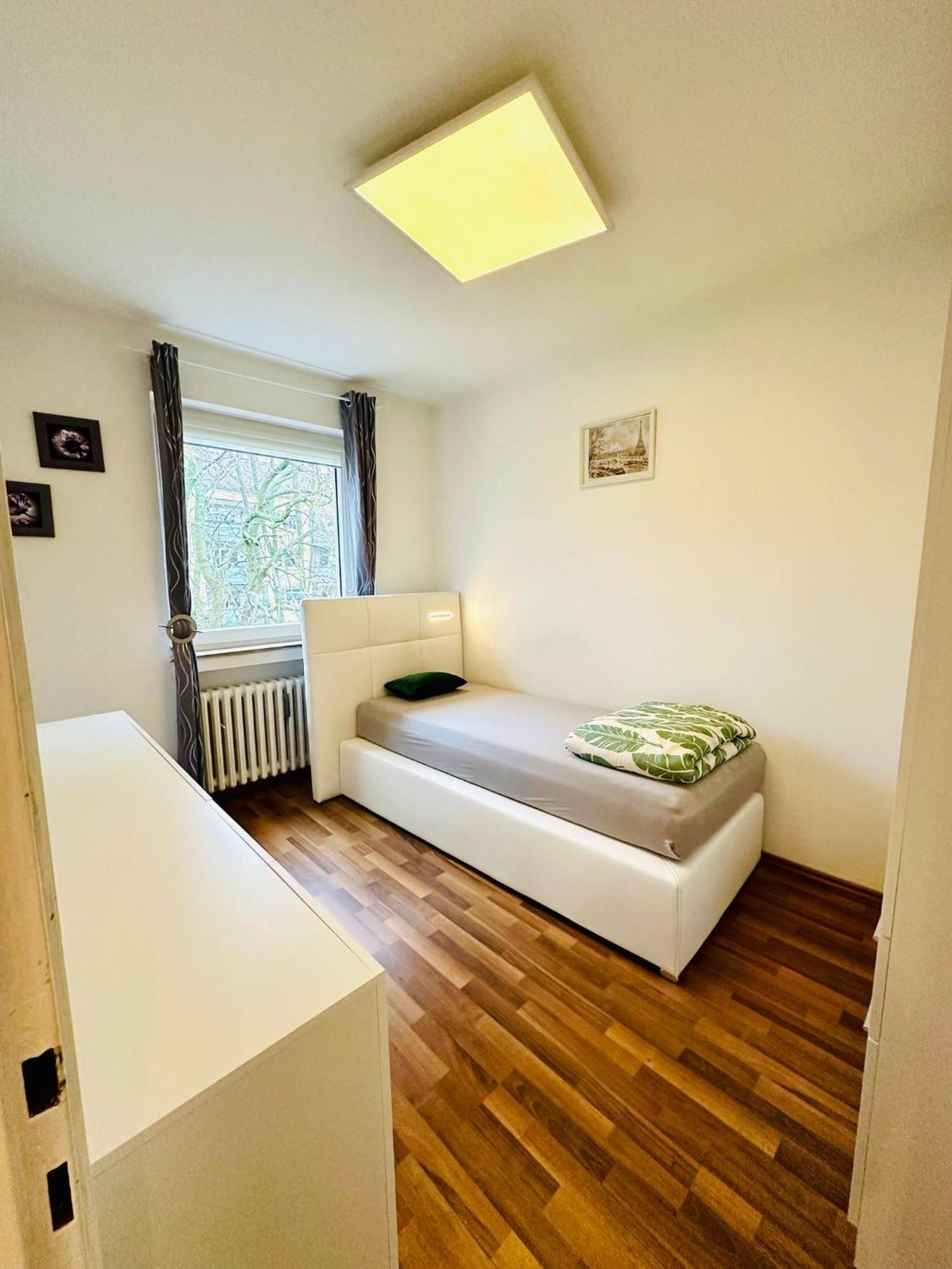 Moderne Wohnung Im Zentrum Mit Balkon Und Netflix - 90 Qm อาเคิน ภายนอก รูปภาพ